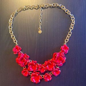🦁 3/$25 Talbots Chunky Flower Necklace